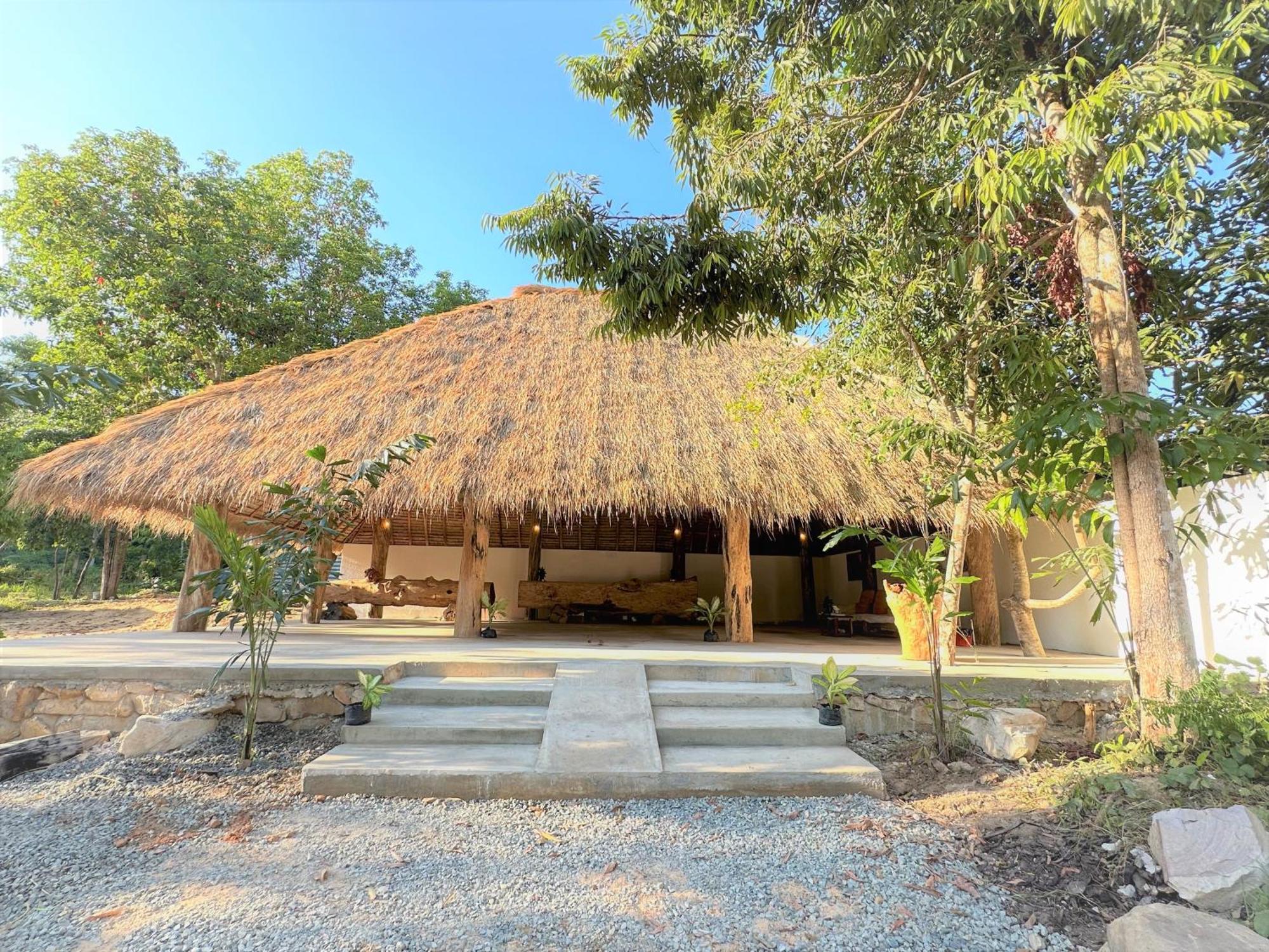 Long Beach Resort Koh Rong Sok San Village Екстериор снимка